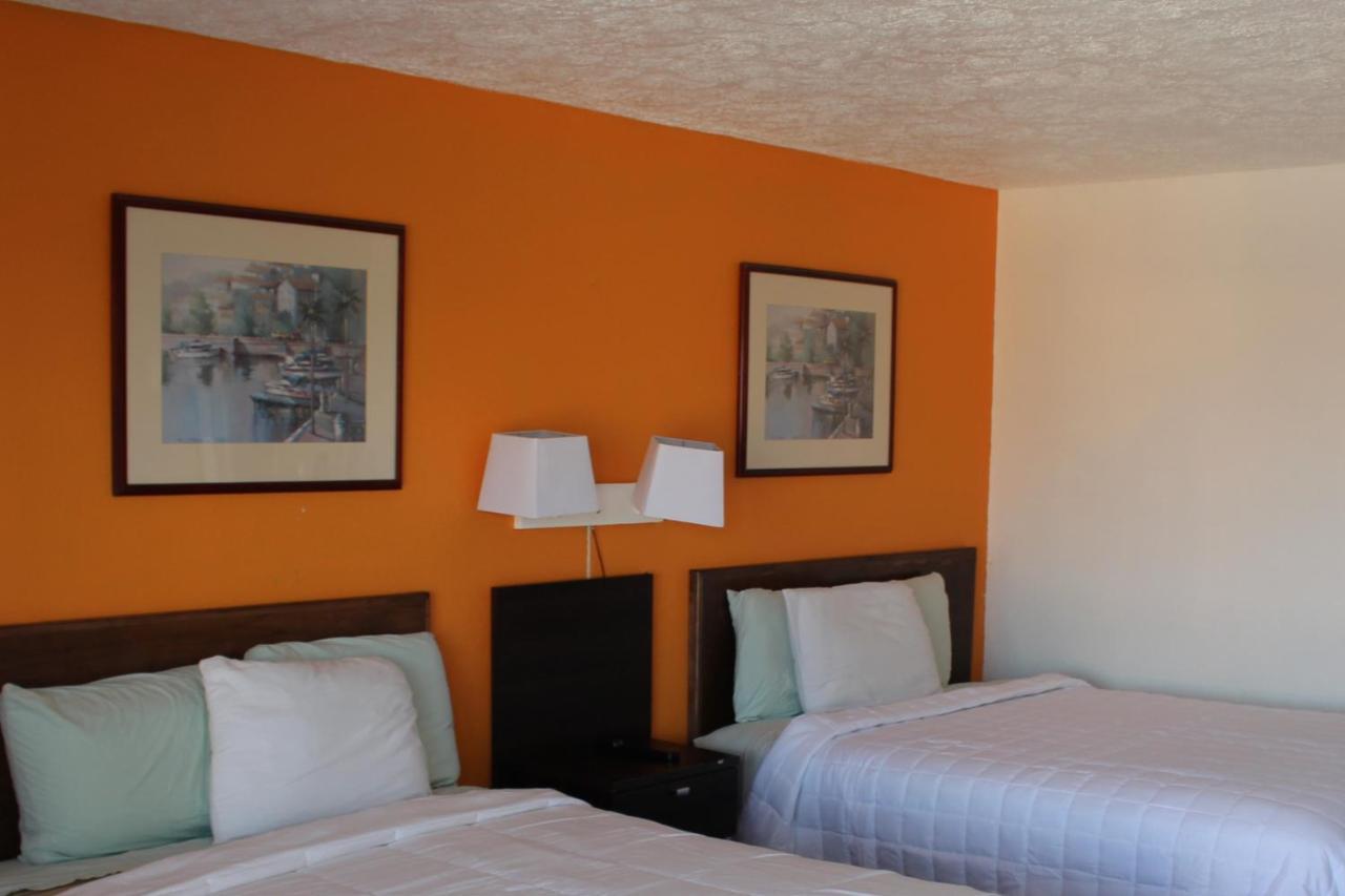 Americas Best Value Inn & Suites Williamstown Eksteriør bilde