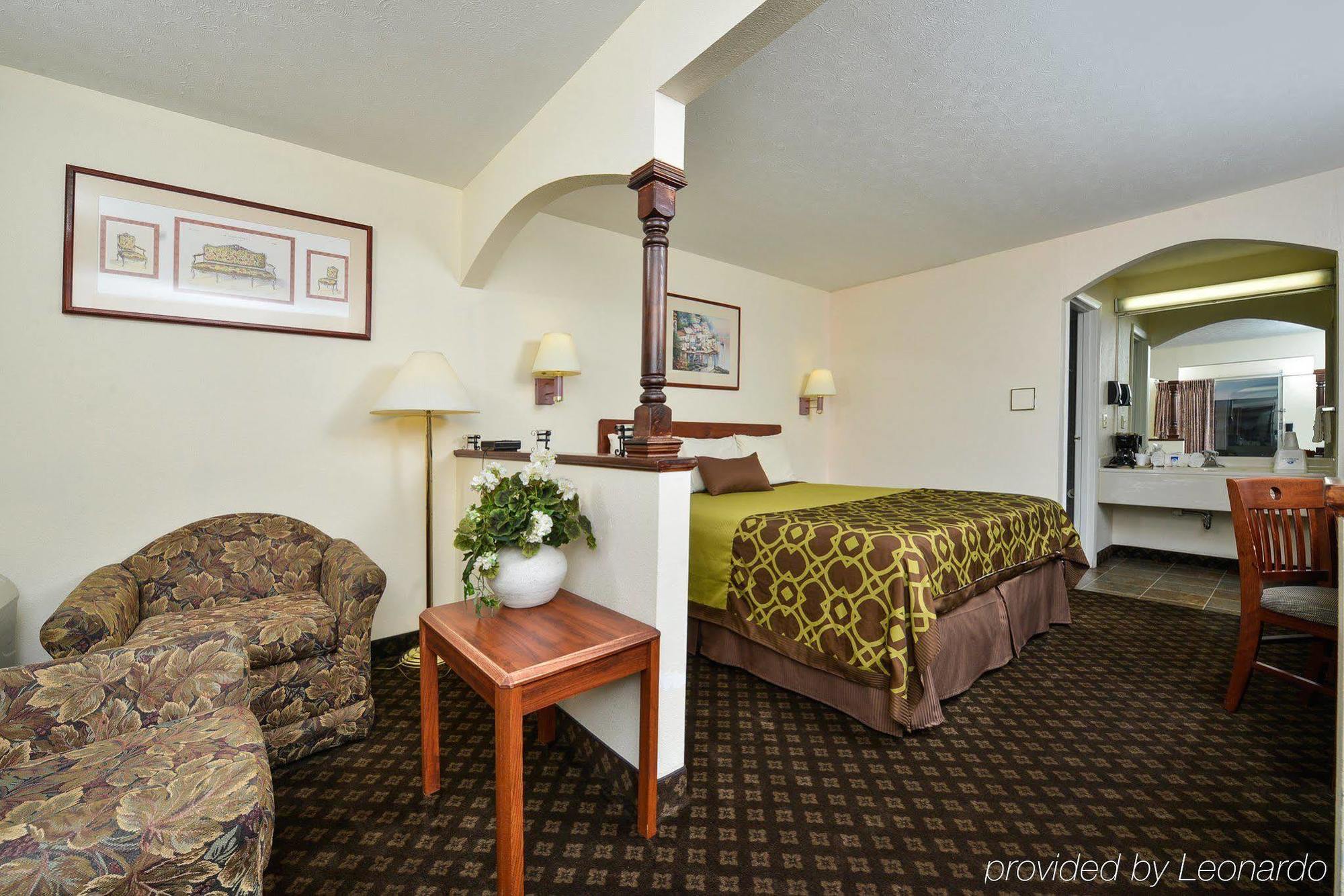 Americas Best Value Inn & Suites Williamstown Rom bilde