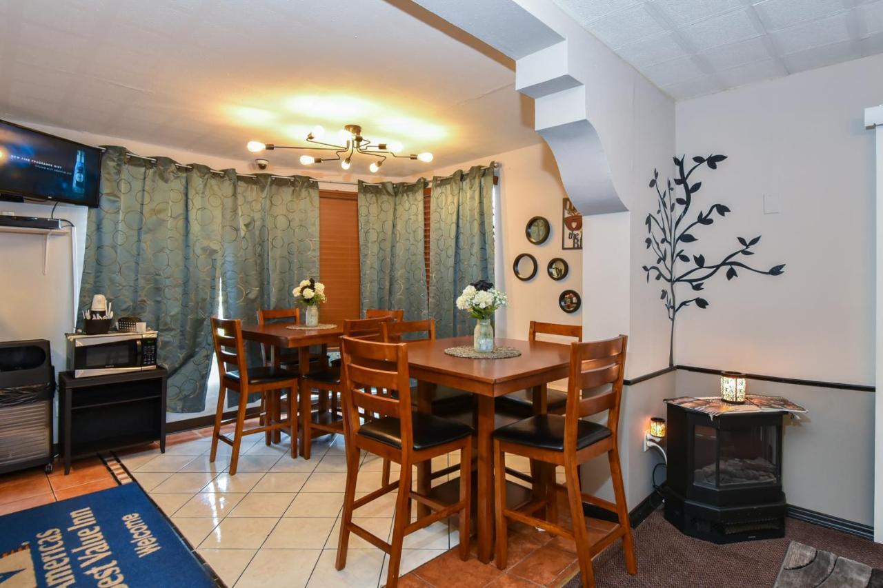 Americas Best Value Inn & Suites Williamstown Eksteriør bilde